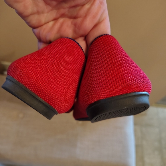 COPY - Red Rothy's ballet flat - Picture 3 of 12